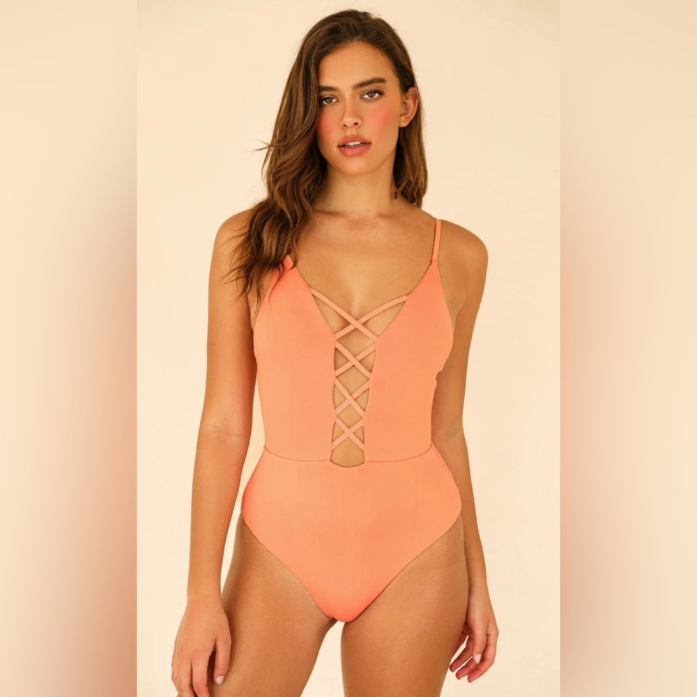 Dippin Daisy’s Bliss One Piece in Lotus